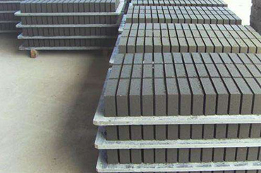 <a href=http://m.ssdsw.com/ target=_blank class=infotextkey>免燒磚托板</a>