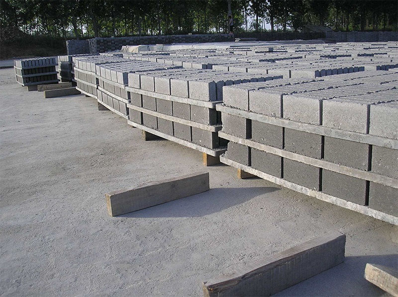 <a href=http://m.ssdsw.com/zjtb/ target=_blank class=infotextkey>水泥磚機(jī)托板</a>